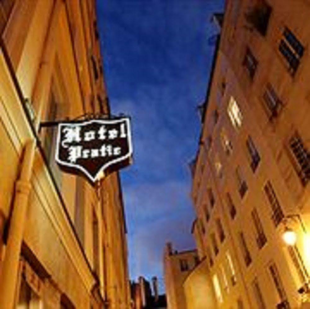 Pratic Hotel Paris Exterior foto